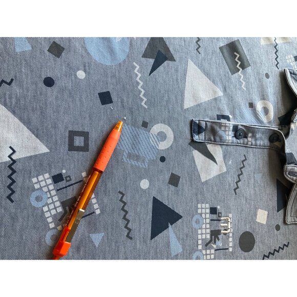 Travis Mathew Mens XL Collared Shirt Blue Geometric Golf Novelty Pima Cotton*Rea - Picture 5 of 6